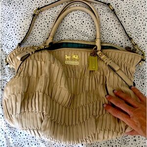 Coach Madison gathered leather handbag